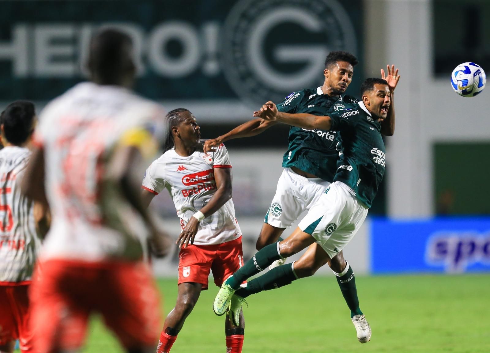 Flamengo perde chances contra Santa Fe e volta a empatar na Libertadores