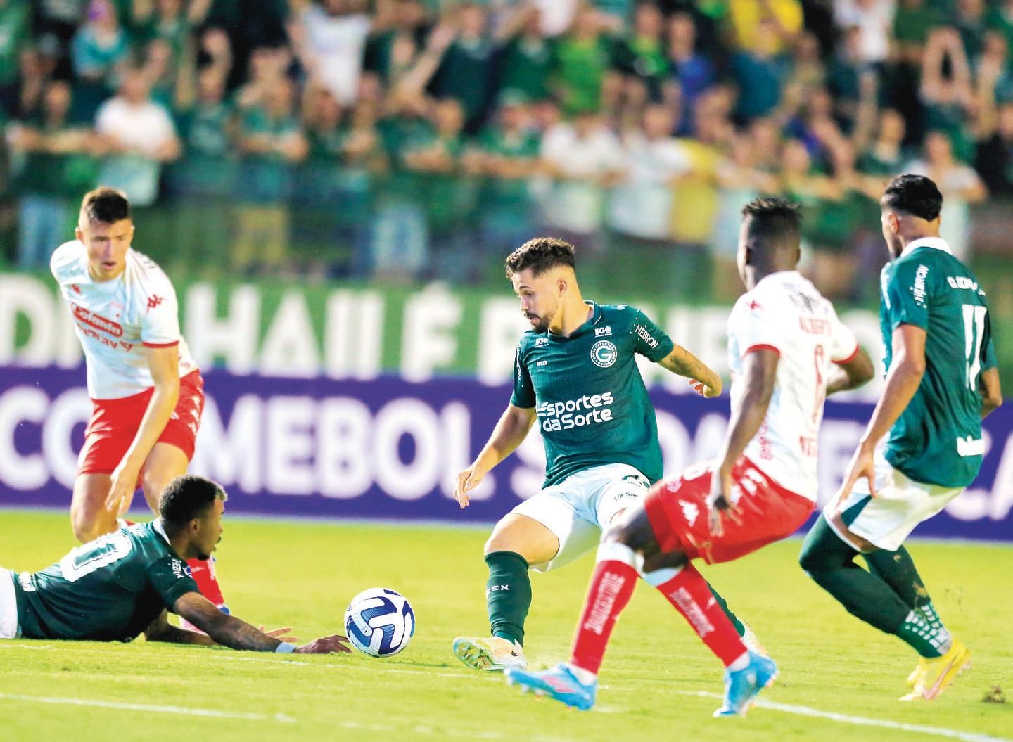 Fluminense precisa superar a própria média de gols contra o Santa Fe (ARG)  para buscar a classificação