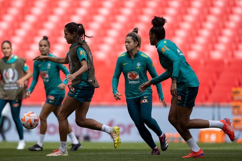 As Lições de Inglaterra X Brasil em Wembley para o Nosso Futebol