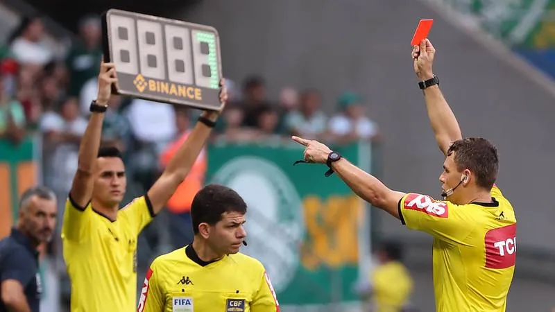 CBF escala Raphael Claus para apitar São Paulo x Corinthians na semifinal  da Copa do Brasil, copa do brasil