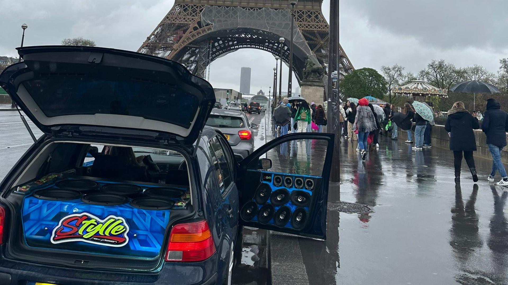 Goiano viaja pela Europa com carro de som e viraliza na web com vídeo na  Torre Eiffel, em Paris; assista, Goiás