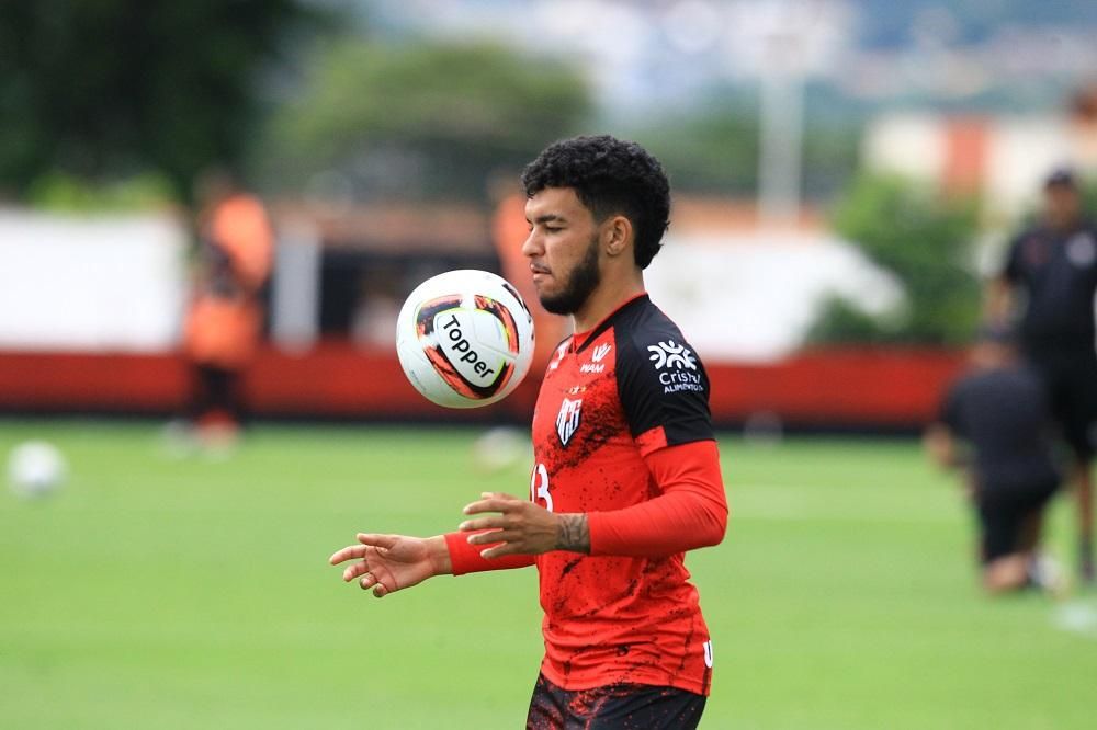 File:Diego Porfírio - Brasileirão Série A- Bragantino 4 x 2