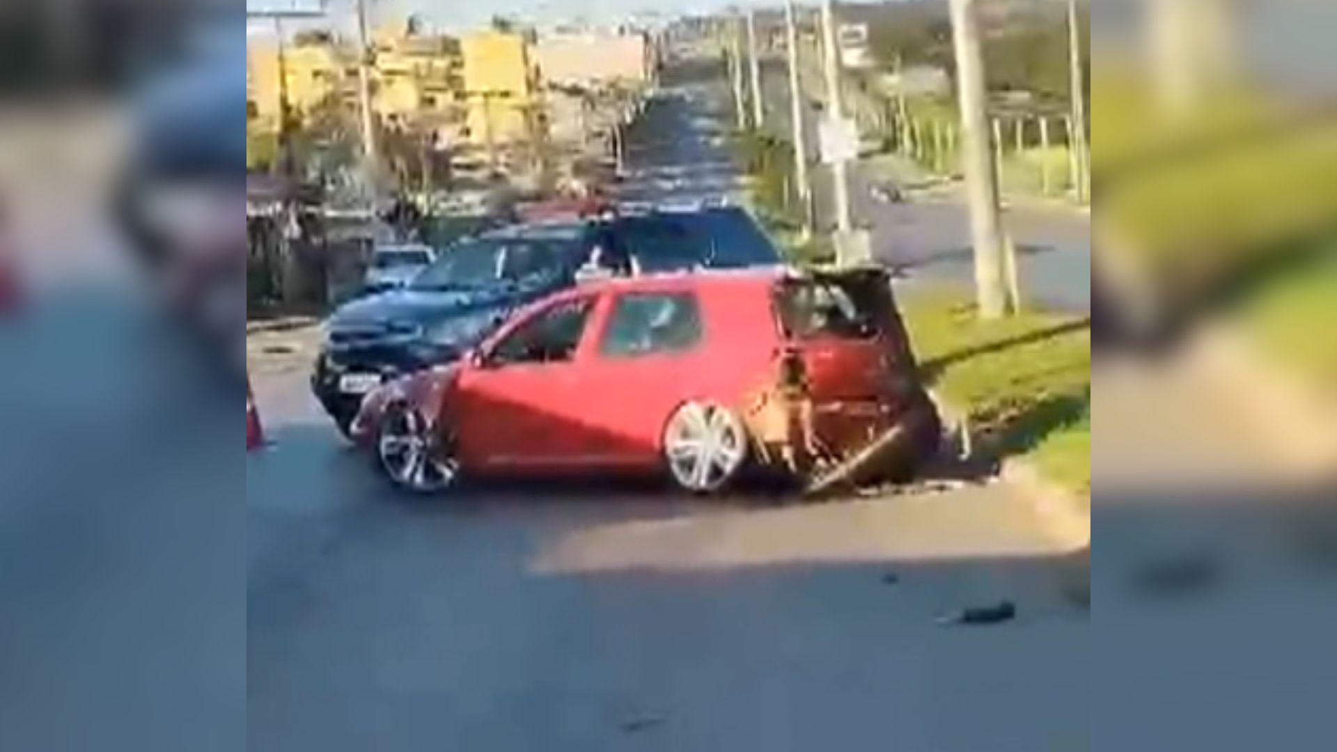 Homem joga moto na frente de caminhão desgovernado em chamas para pará-lo,  em Nerópolis, Trânsito GO