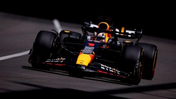 GP do Japão: Verstappen lidera 2º treino e Gasly bate no fim