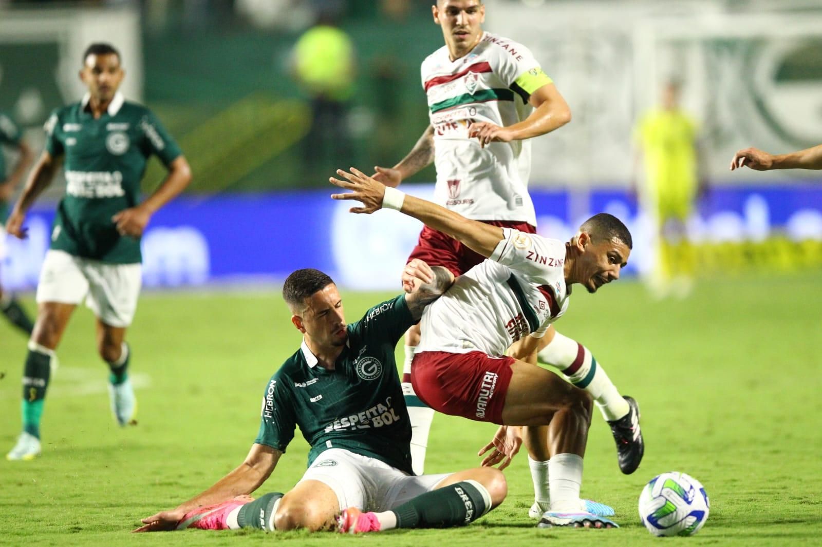 Corinthians cede empate ao Fluminense, segue em jejum com Mano e