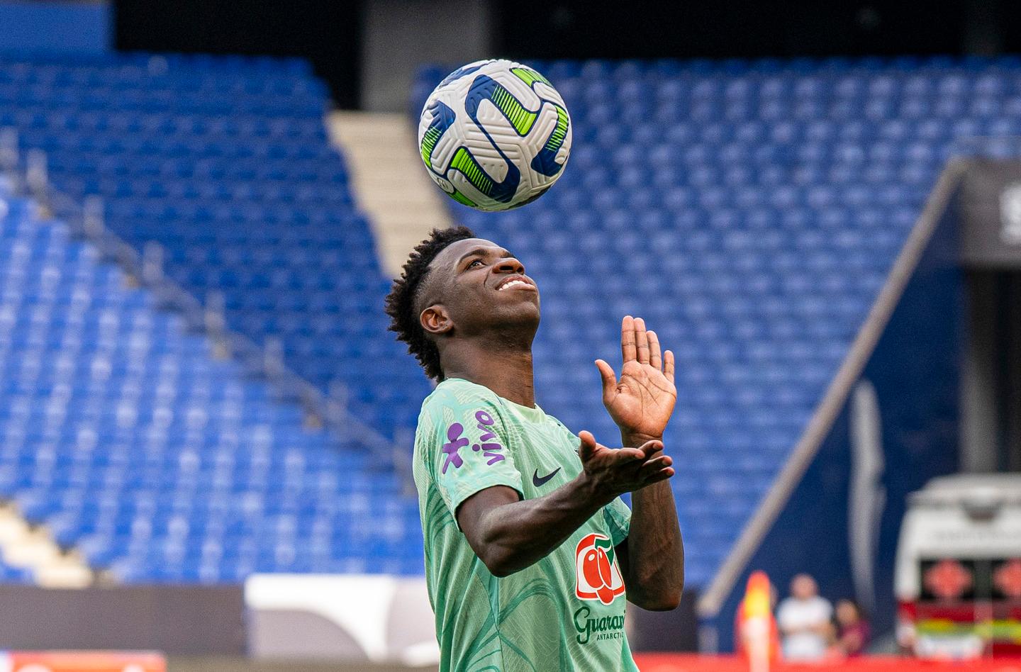 Por que o Brasil joga de camisa preta o amistoso contra Guiné?