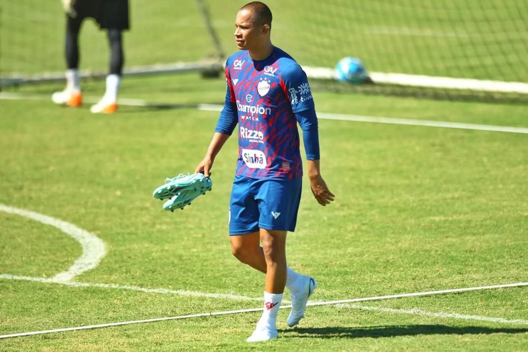 Vem, nova camisa! Palmeiras usa modelo pela última vez e aguarda novidade