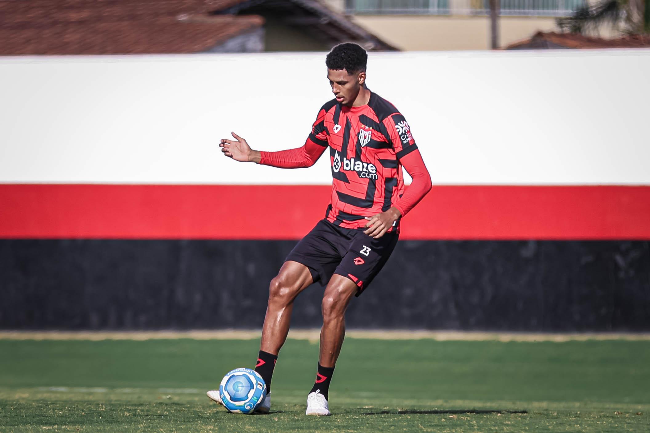 Ex-jogadores do Criciúma prestam homenagem ao goleiro Alexandre