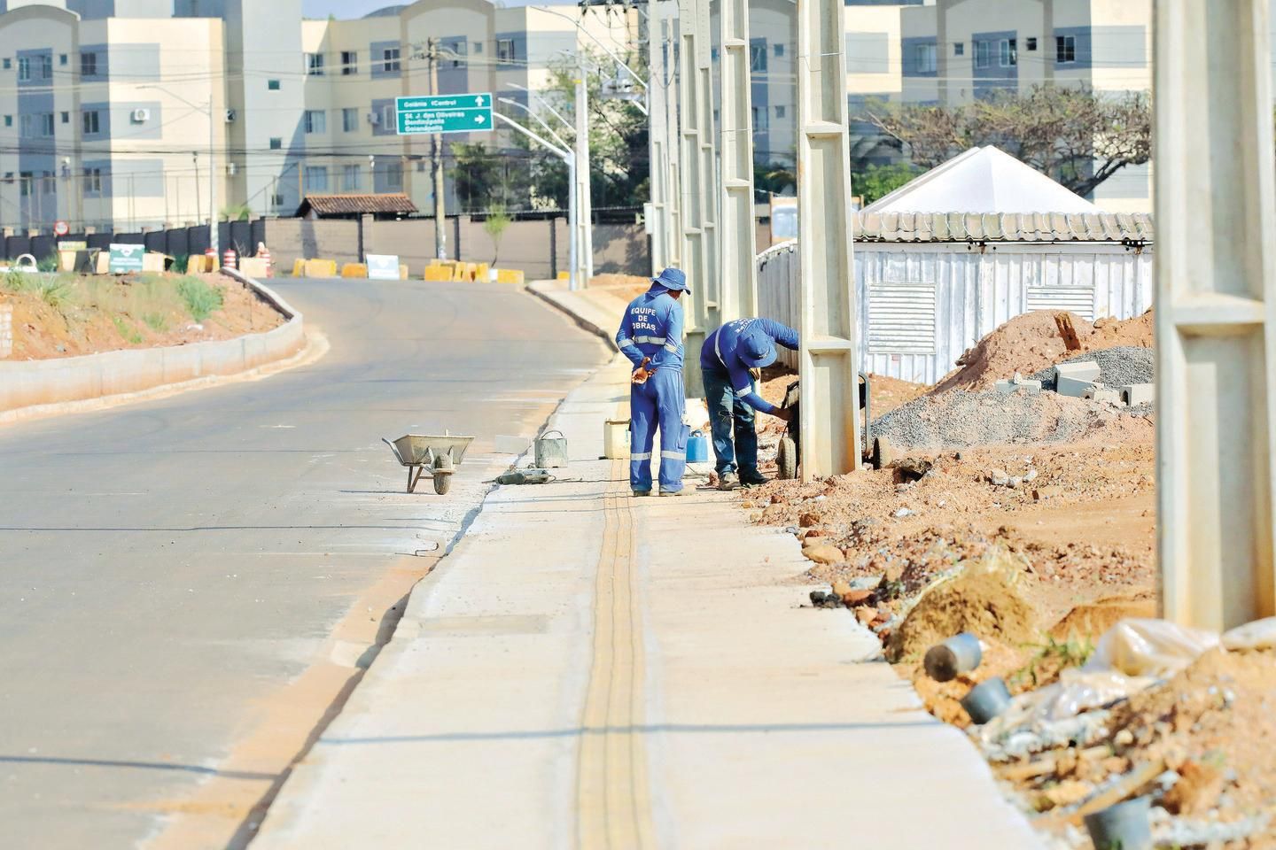 Fiscalização pretende multar motoristas que desrespeitarem ciclofaixas no Jardim  América