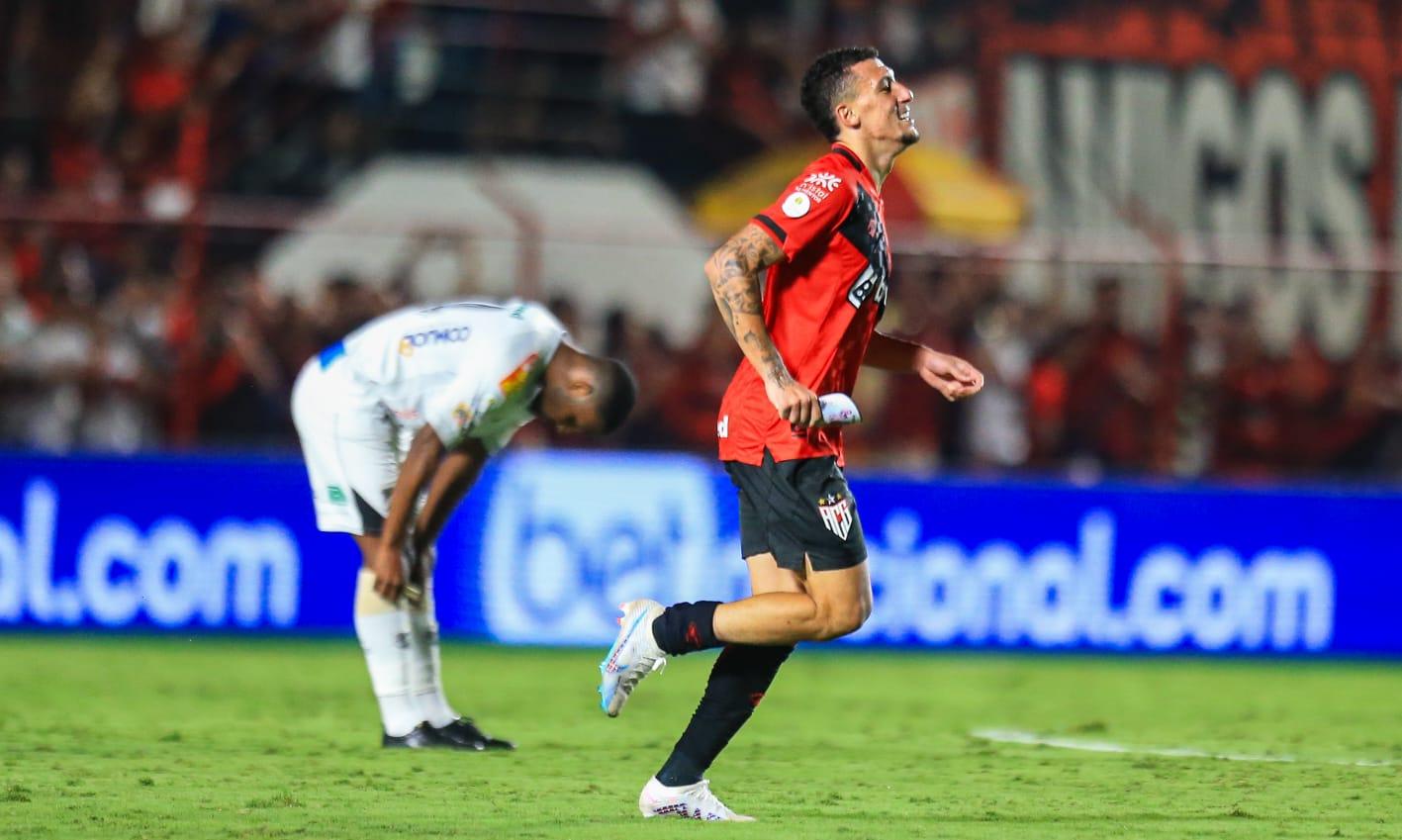 Vila Nova lamenta chances de gol perdidas após tropeço no OBA