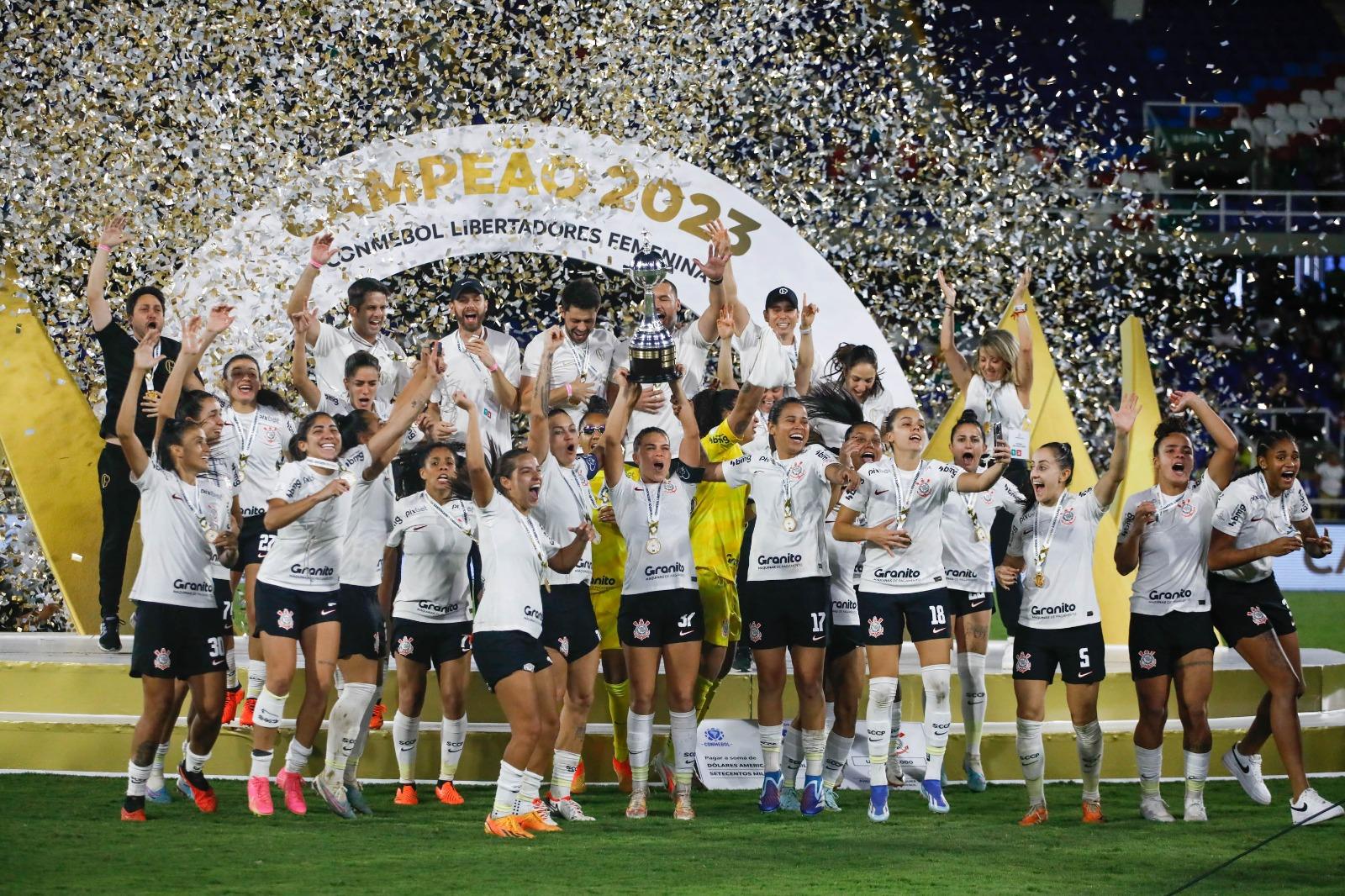 Corinthians bate Palmeiras e conquista é tetra da Libertadores feminina