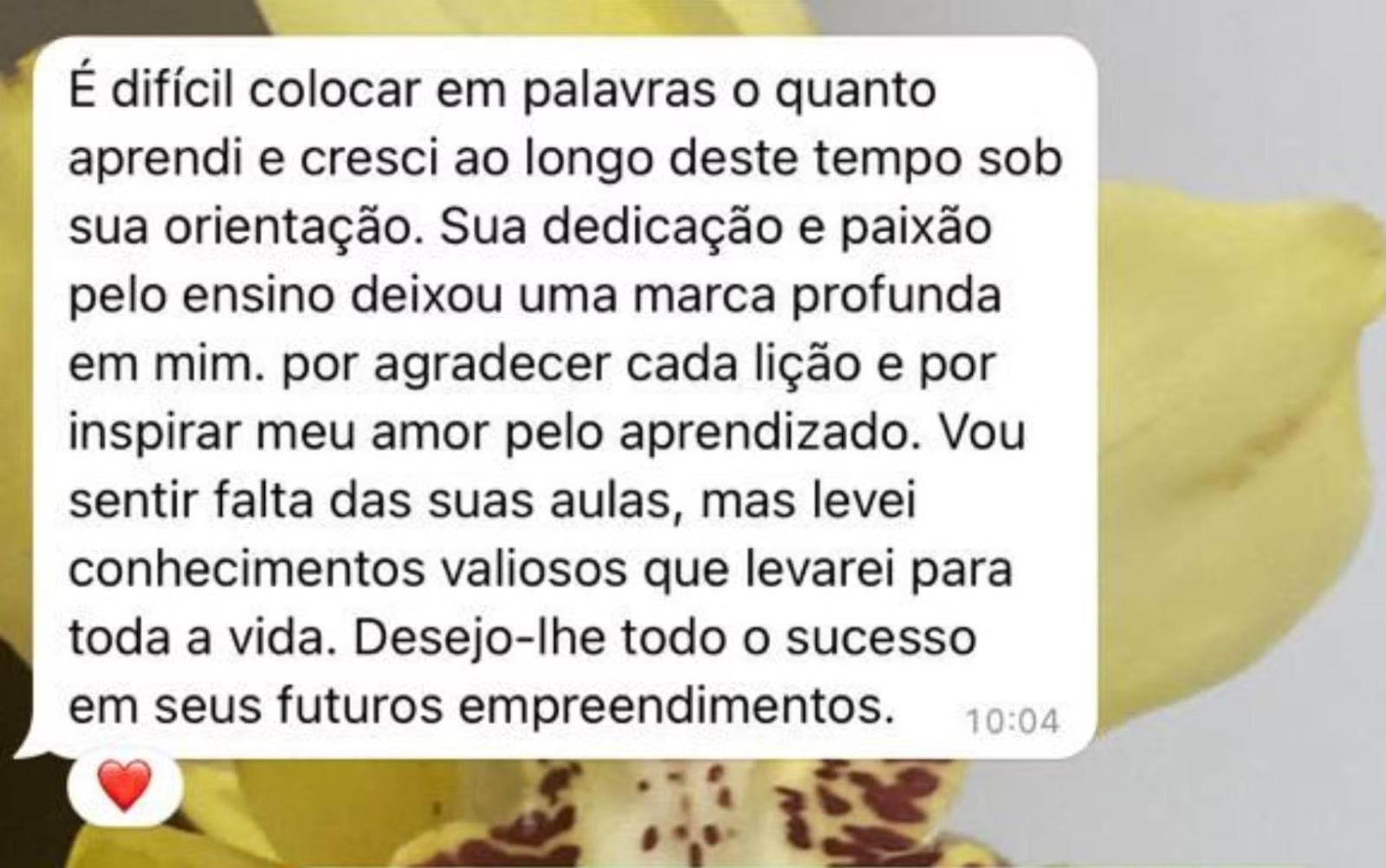 Veja o que se sabe sobre o caso da professora que denuncia que foi demitida  após ter fotos nua vazadas por alunos | O Popular