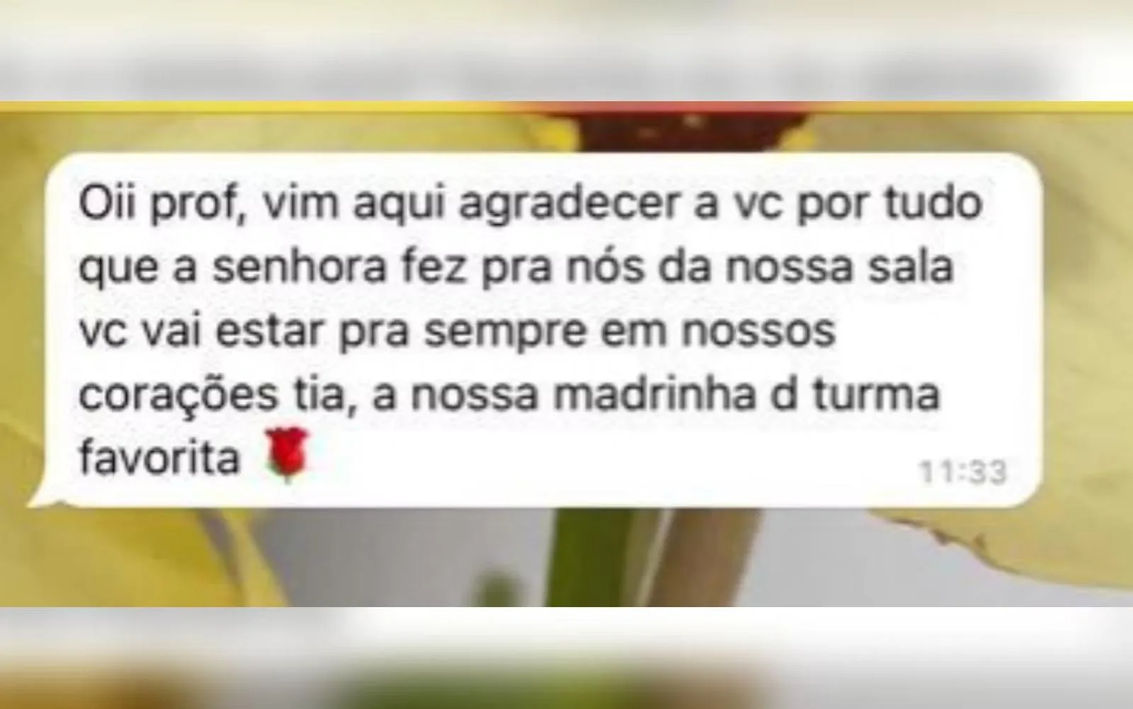 Professora denuncia que foi demitida após ter fotos nua vazadas por alunos  | O Popular