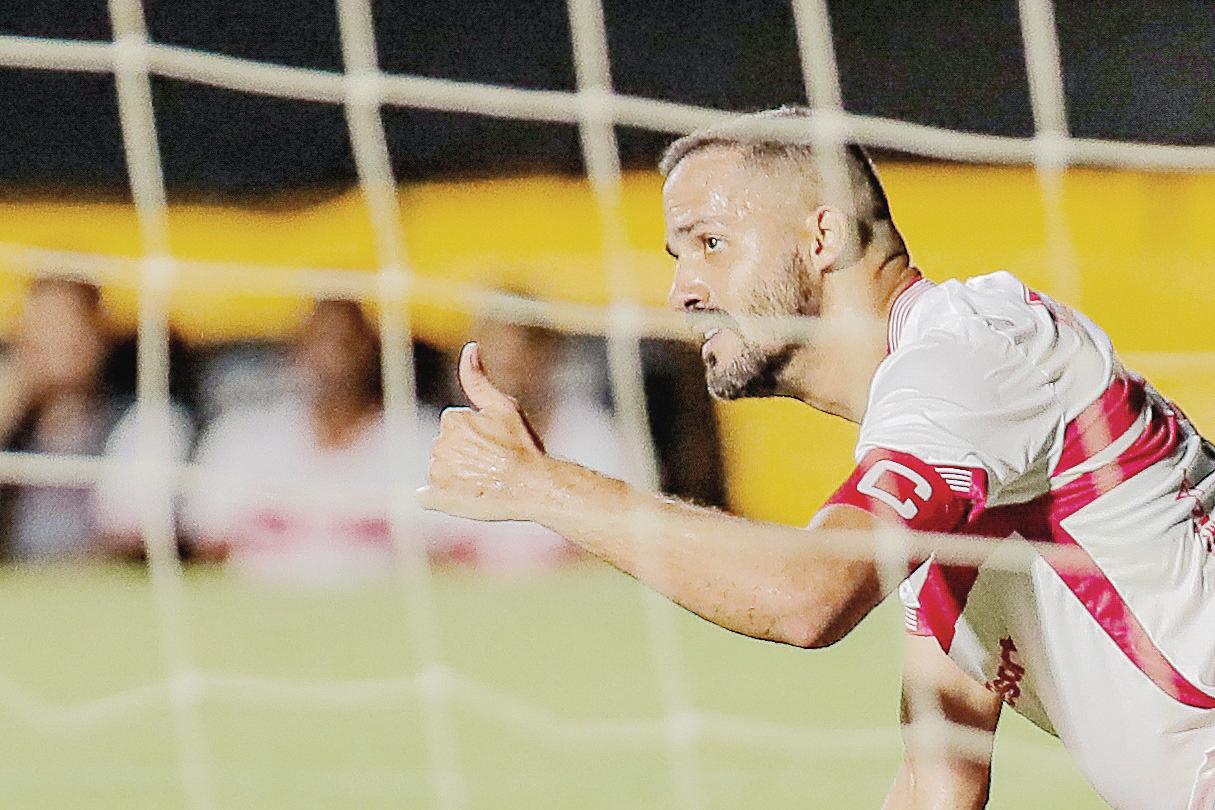 Ia para sacar ropa de fotos