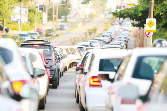 Vencimento da primeira cota para quem optar pelo parcelamento também ocorre no dia 15 de janeiro; regras de isenção foram ampliadas e agora incluem motocicletas de até 150 cilindradas