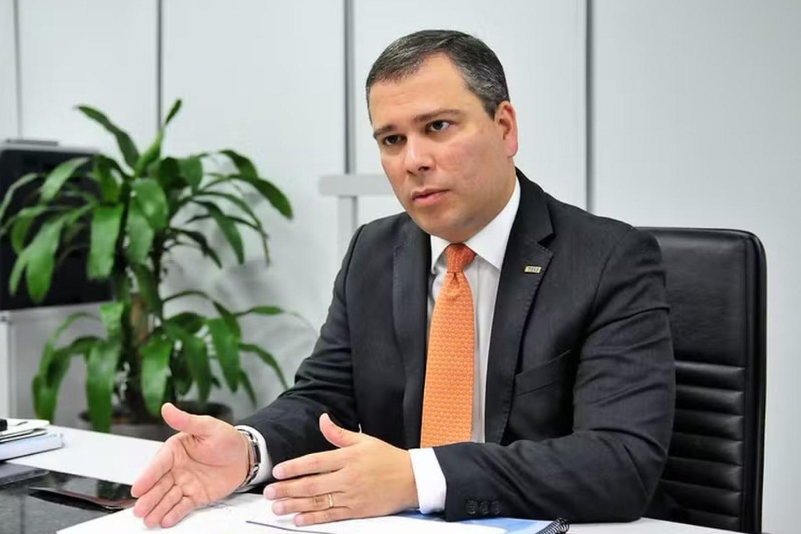 Quem é Paulo Henrique Costa, ex-presidente do BRB preso na operação da PF | O Popular