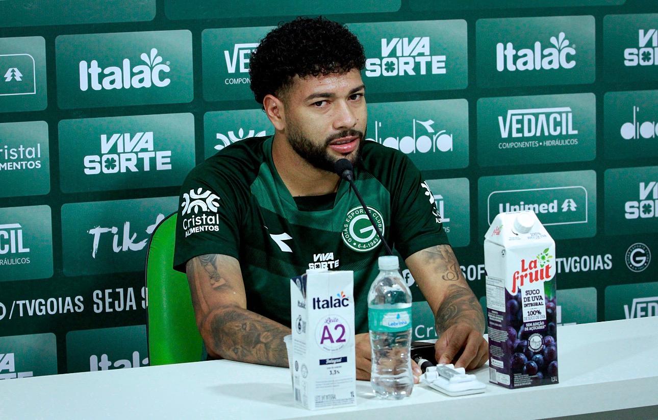 Volante do Goiás vê duelo com Fortaleza como 'final' na briga pelo acesso