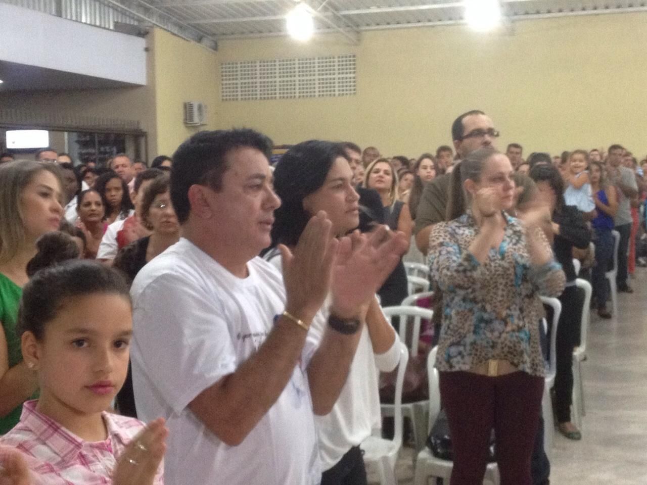 AO VIVO - Missa de 1 (um) ano de falecimento de Cristiano Araújo e Allana  Moraes