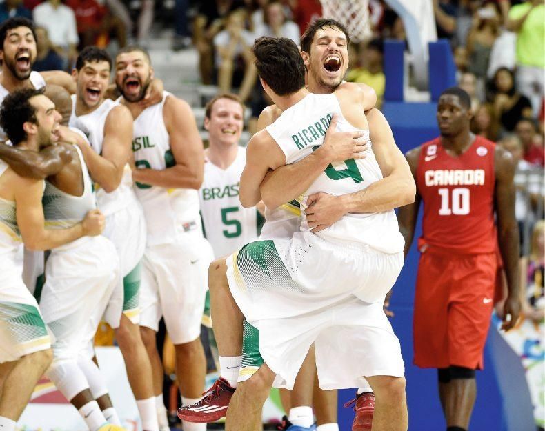 Brasil é ouro no basquete masculino e técnico Magnano chega ao primeiro  título com a seleção — Rede do Esporte